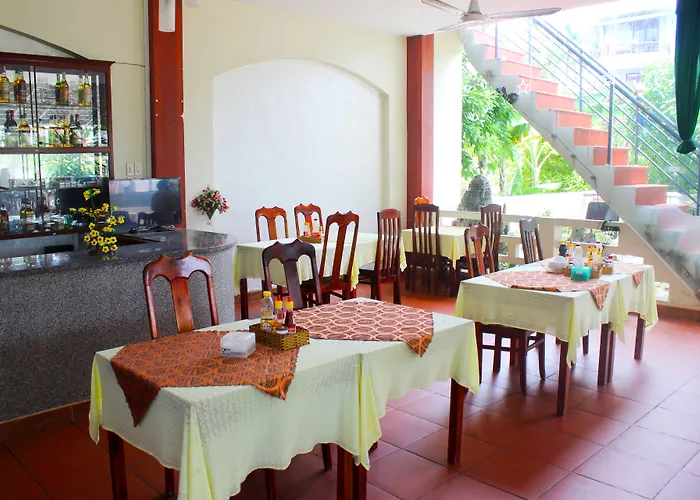 Yen Family 3*