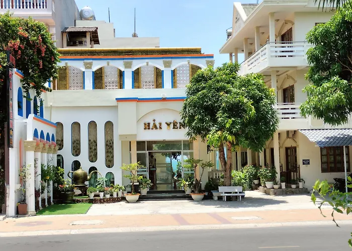 Yen Family Hotel 3*